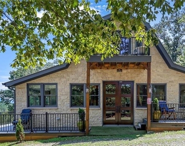 268 Creek Bank Drive - Photo Thumbnail 1