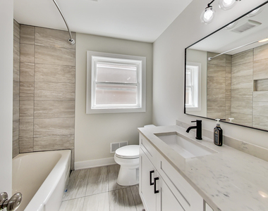 4821 Crain Street - Photo Thumbnail 12