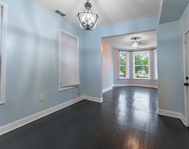 1529 S Homan Avenue - Photo Thumbnail 10