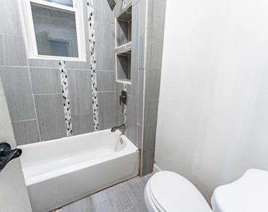1529 S Homan Avenue - Photo Thumbnail 4