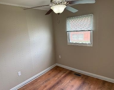 225 Nippert Avenue - Photo Thumbnail 20