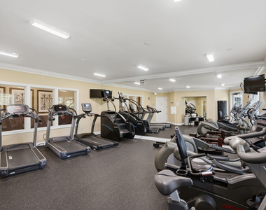 263 Lakeshore Drive - Photo Thumbnail 25