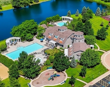 263 Lakeshore Drive - Photo Thumbnail 20
