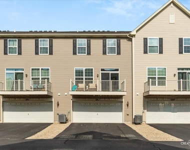 263 Lakeshore Drive - Photo Thumbnail 18