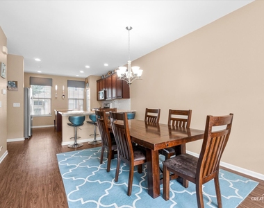 263 Lakeshore Drive - Photo Thumbnail 4