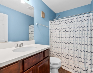 263 Lakeshore Drive - Photo Thumbnail 16