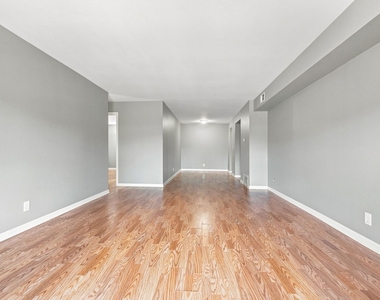 1895 Tall Oaks Drive - Photo Thumbnail 7
