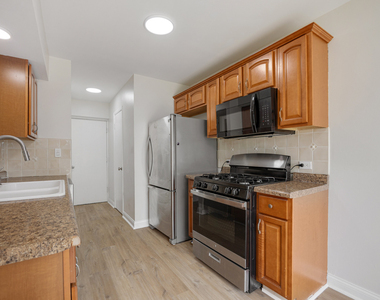 40 N Waterford Drive - Photo Thumbnail 11