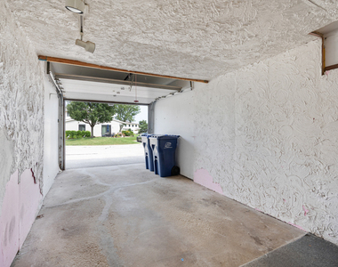 40 N Waterford Drive - Photo Thumbnail 24