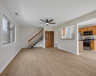 40 N Waterford Drive - Photo Thumbnail 7