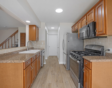 40 N Waterford Drive - Photo Thumbnail 12