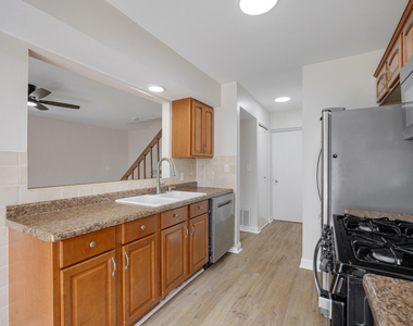 40 N Waterford Drive - Photo Thumbnail 13