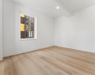 55 Broad Street - Photo Thumbnail 1