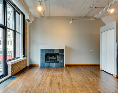333 W Hubbard Street - Photo Thumbnail 9