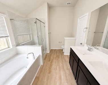 21438 Hawthorn Harvest Circle - Photo Thumbnail 8
