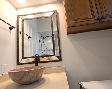 9731 Briar Forest Drive - Photo Thumbnail 18