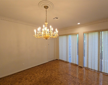 9731 Briar Forest Drive - Photo Thumbnail 6