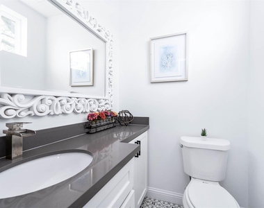 1721 Henderson Street - Photo Thumbnail 19