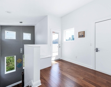 1721 Henderson Street - Photo Thumbnail 30