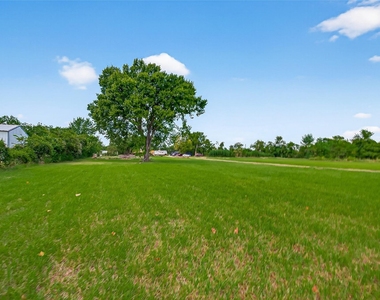 6250 N Mallard Drive - Photo Thumbnail 6