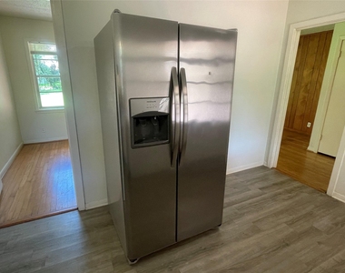 5042 Grape Street - Photo Thumbnail 4
