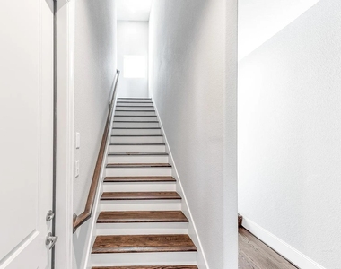 4609 Nett Street - Photo Thumbnail 23