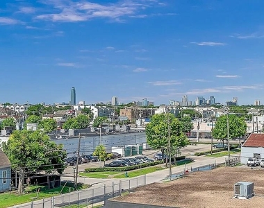 4609 Nett Street - Photo Thumbnail 3