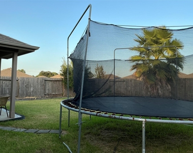 4030 Emperor Valley Lane - Photo Thumbnail 19