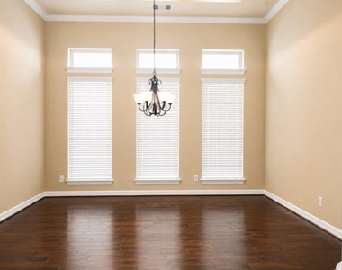 28426 Tanner Crossing Lane - Photo Thumbnail 5