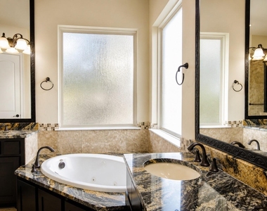 28426 Tanner Crossing Lane - Photo Thumbnail 22