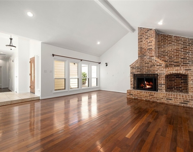 14122 Langbourne Drive - Photo Thumbnail 8