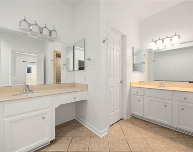 14122 Langbourne Drive - Photo Thumbnail 23