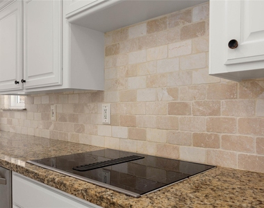 14122 Langbourne Drive - Photo Thumbnail 15