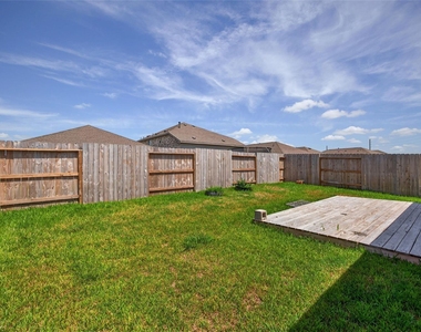 26722 Cascade Sunrise Street - Photo Thumbnail 23