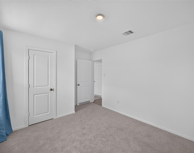 26722 Cascade Sunrise Street - Photo Thumbnail 6
