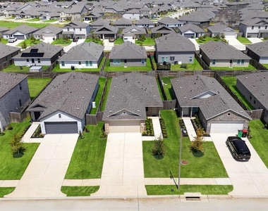 26722 Cascade Sunrise Street - Photo Thumbnail 2