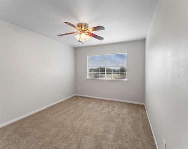 21915 Sunvolt Court - Photo Thumbnail 36