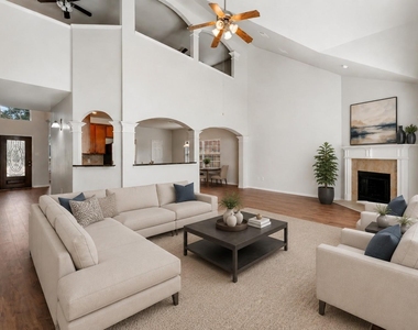21915 Sunvolt Court - Photo Thumbnail 12