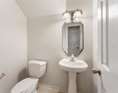 21915 Sunvolt Court - Photo Thumbnail 9