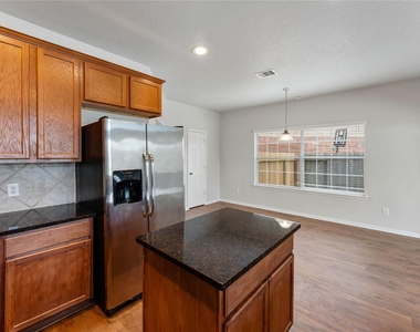 21915 Sunvolt Court - Photo Thumbnail 24