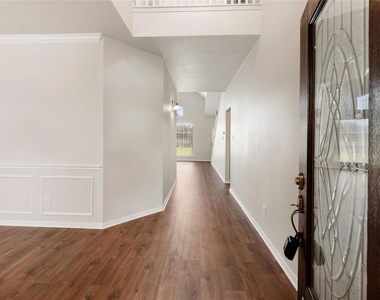 21915 Sunvolt Court - Photo Thumbnail 3