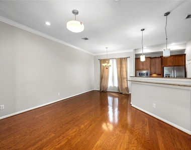 1614 Stuart Street - Photo Thumbnail 16