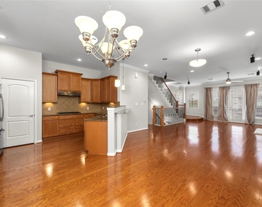 1614 Stuart Street - Photo Thumbnail 17