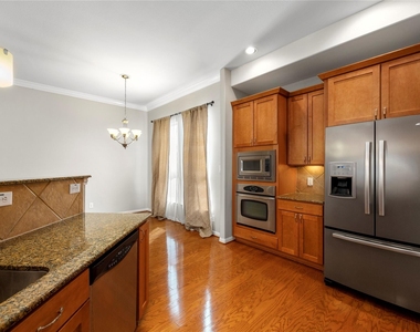 1614 Stuart Street - Photo Thumbnail 20