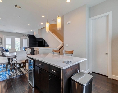 3810 Leeland Street - Photo Thumbnail 11