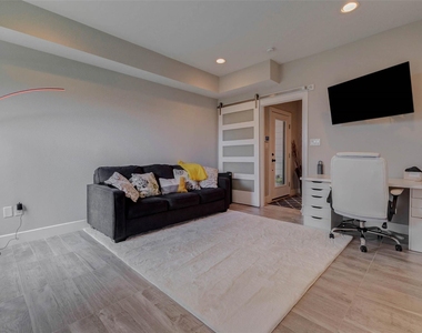 3810 Leeland Street - Photo Thumbnail 4