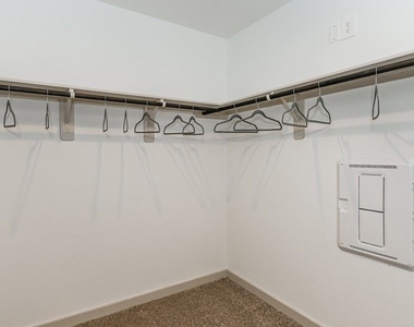 7918 Murciana Drive - Photo Thumbnail 19