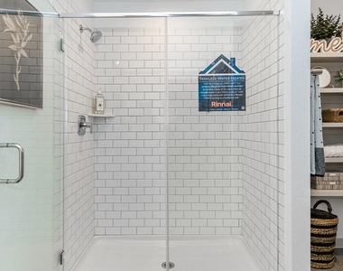 7918 Murciana Drive - Photo Thumbnail 17