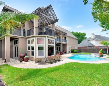 3806 Canyon Bluff Court - Photo Thumbnail 10