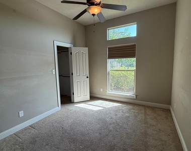 6645 Jasper Circle - Photo Thumbnail 7